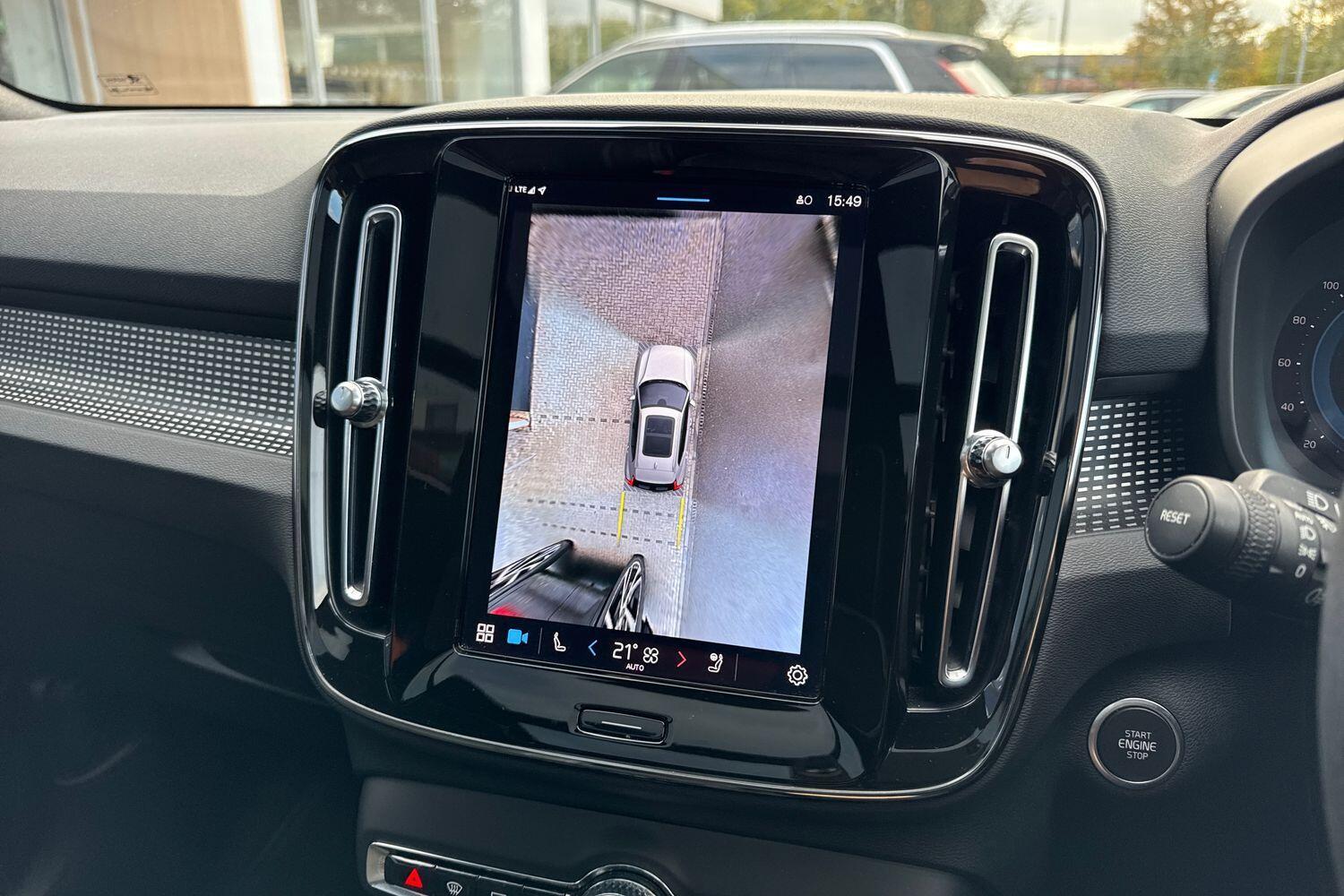 Used Volvo XC40 2022 for sale - 76370348: Photo 4