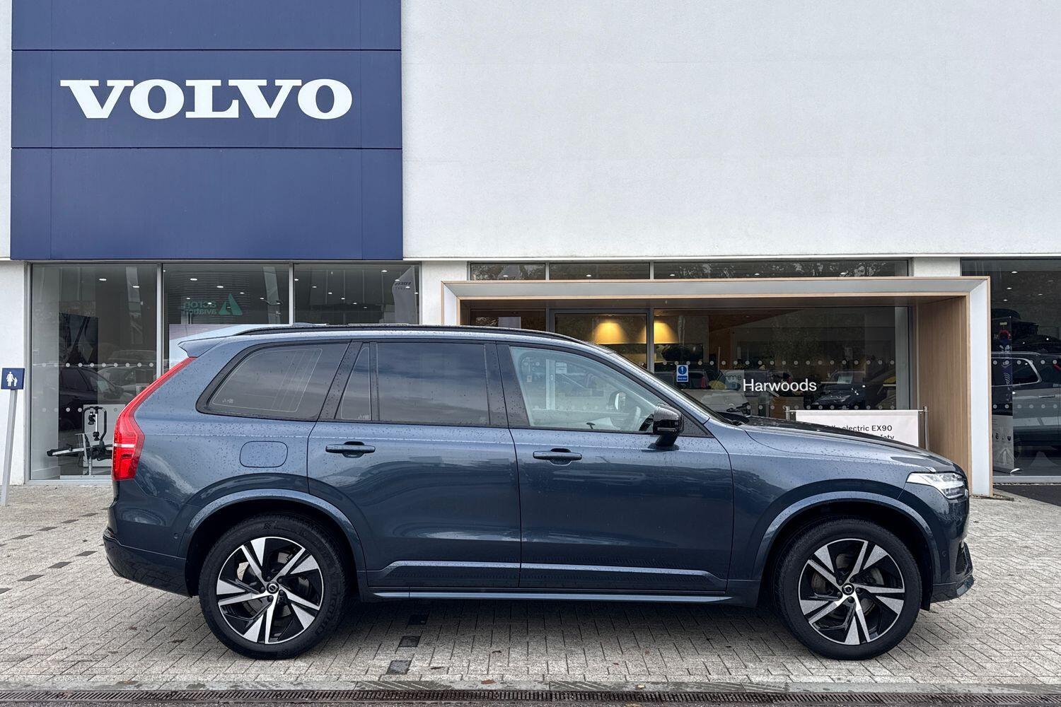 Used Volvo XC90 2023 for sale - 76371454: Photo 2