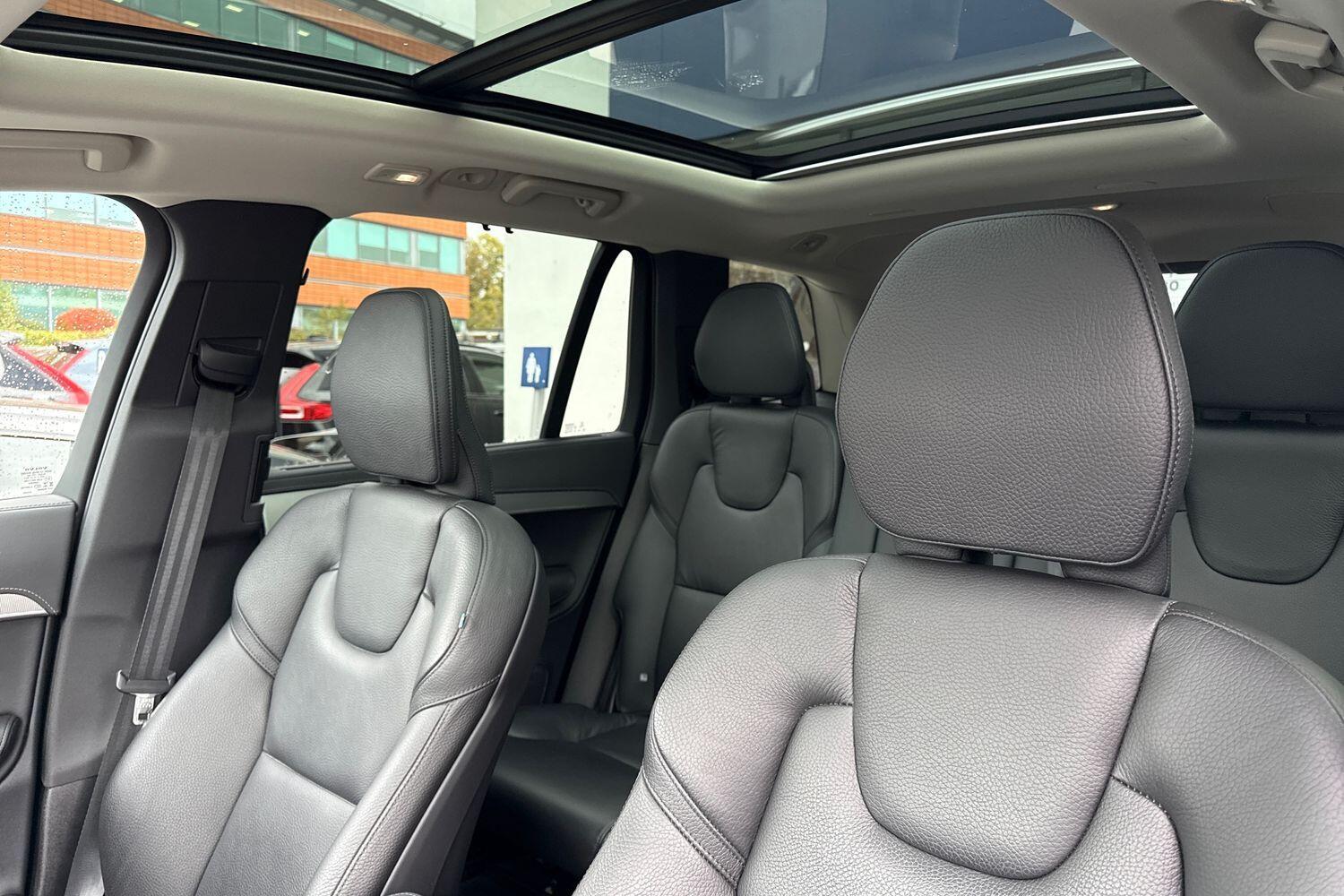Used Volvo XC90 2023 for sale - 76371454: Photo 32