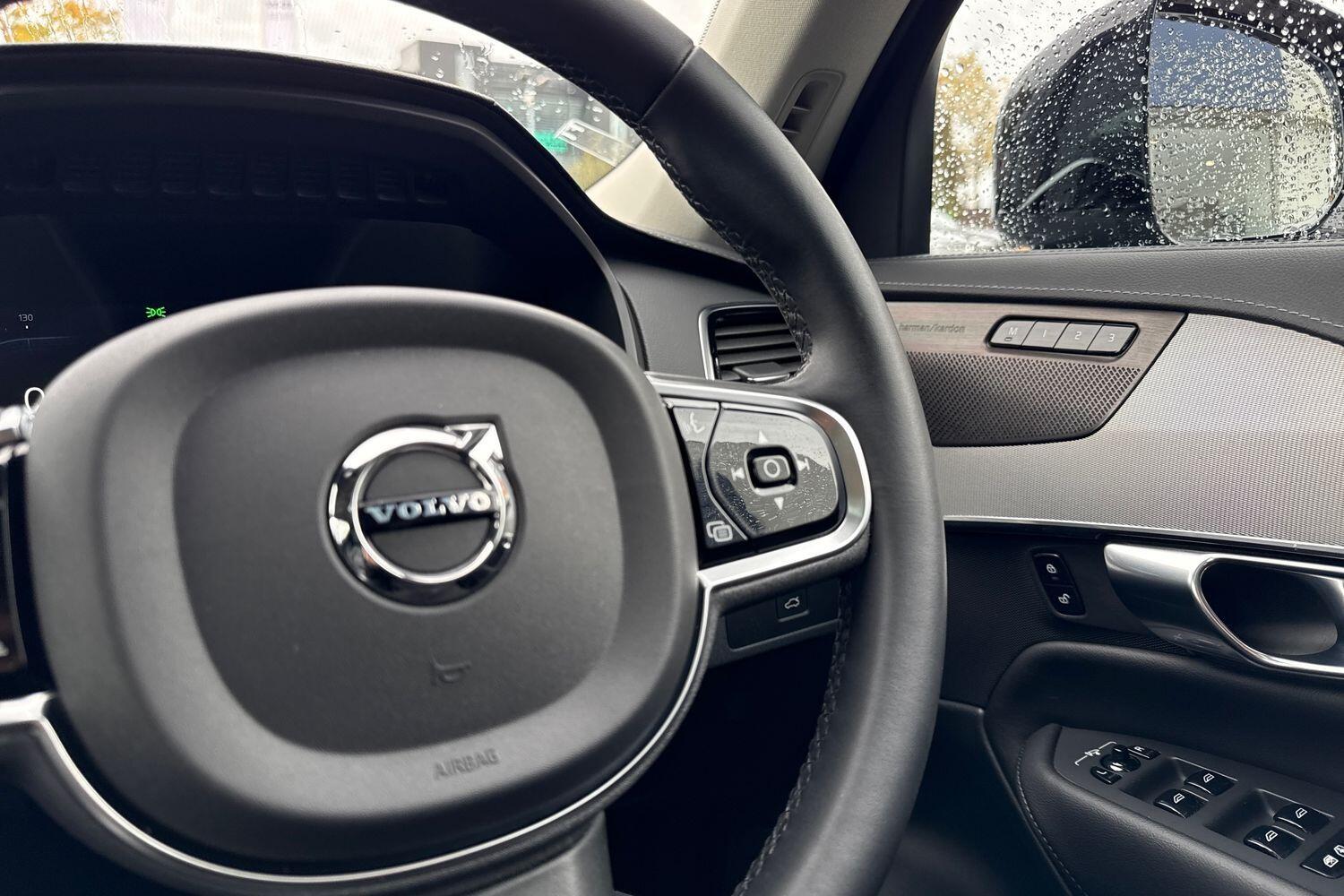 Used Volvo XC90 2023 for sale - 76371454: Photo 41