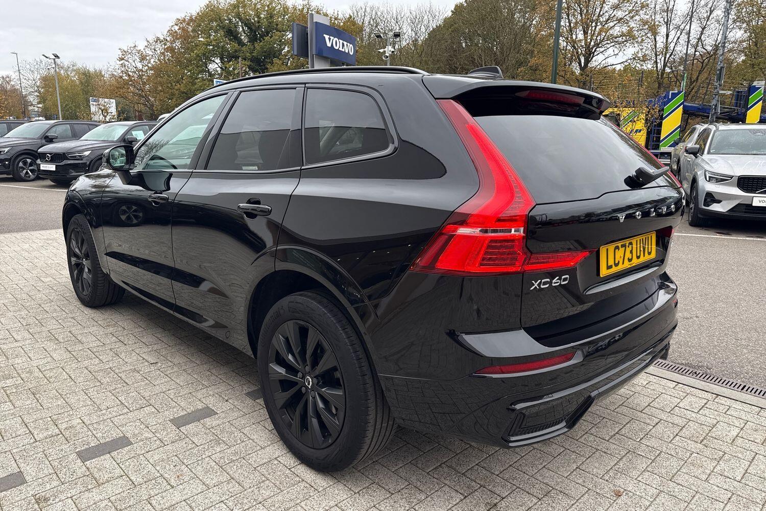 Used Volvo XC60 2023 for sale - 76646283: Photo 10