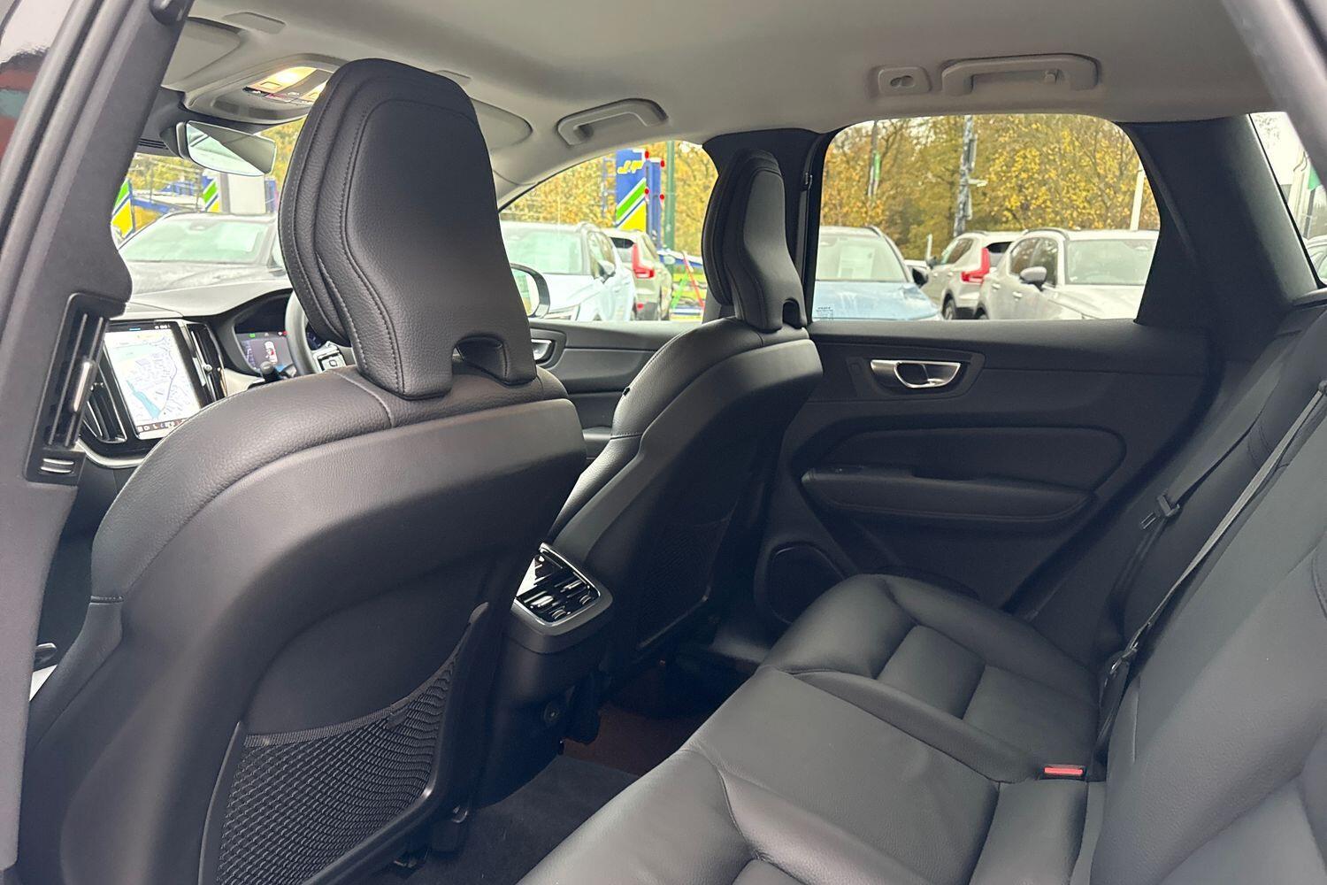 Used Volvo XC60 2023 for sale - 76646283: Photo 31