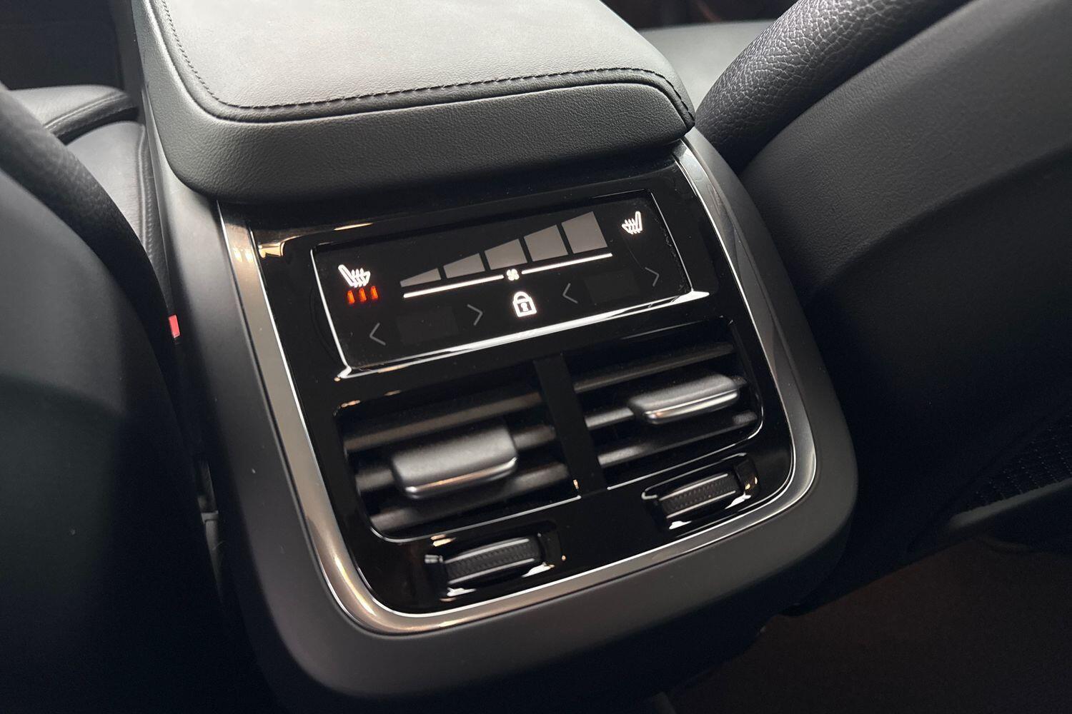 Used Volvo XC60 2023 for sale - 76646283: Photo 32