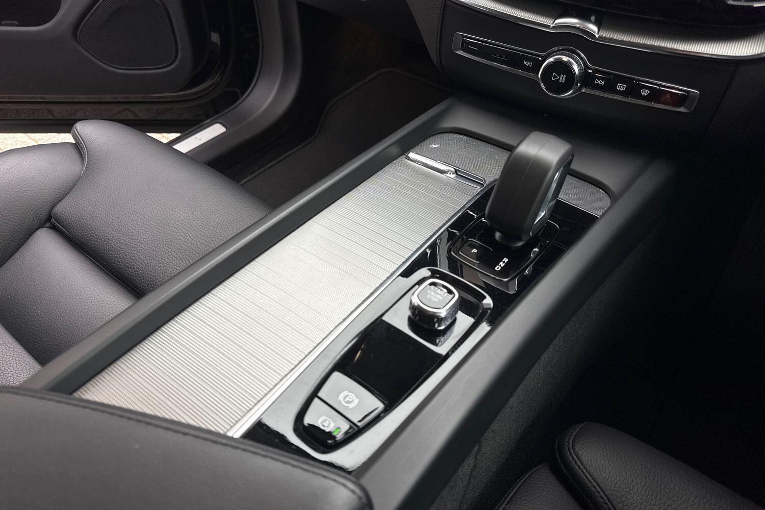 Used Volvo XC60 2023 for sale - 76646283: Photo 45