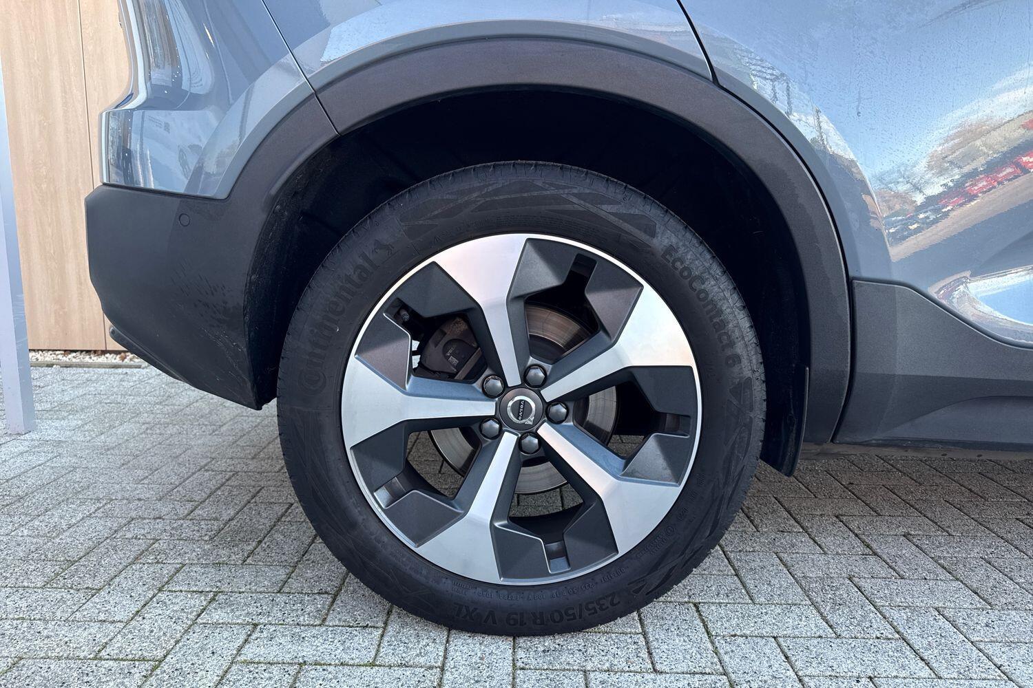 Used Volvo XC40 for sale - 76728392: Photo 13