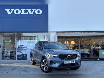Volvo - XC40
