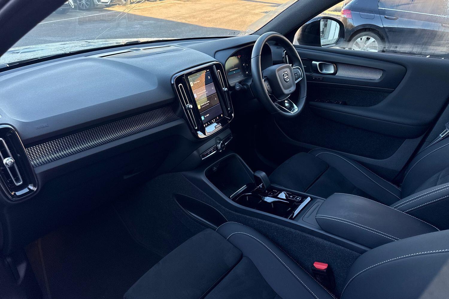 Used Volvo XC40 for sale - 76728392: Photo 26