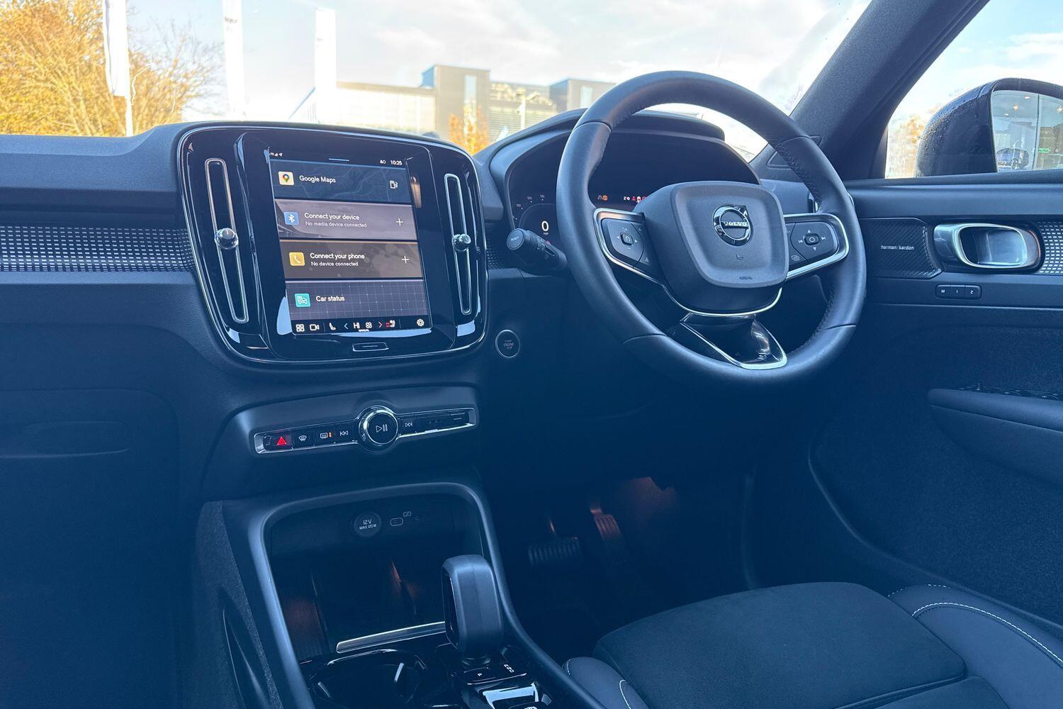 Used Volvo XC40 for sale - 76728392: Photo 34