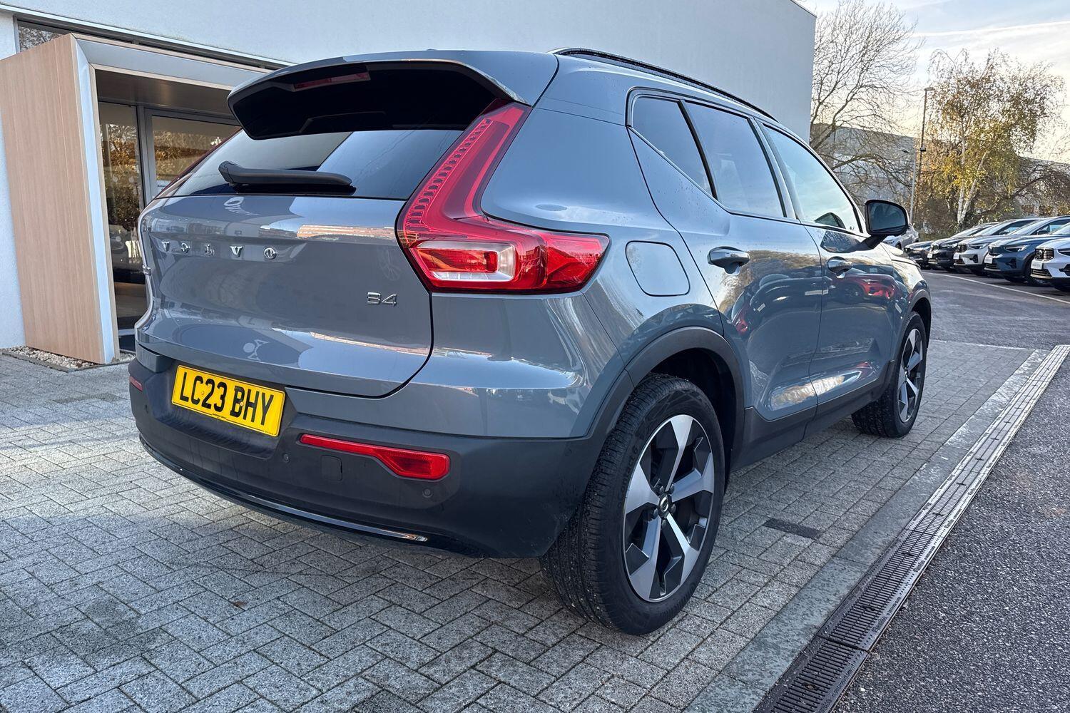 Used Volvo XC40 for sale - 76728392: Photo 7