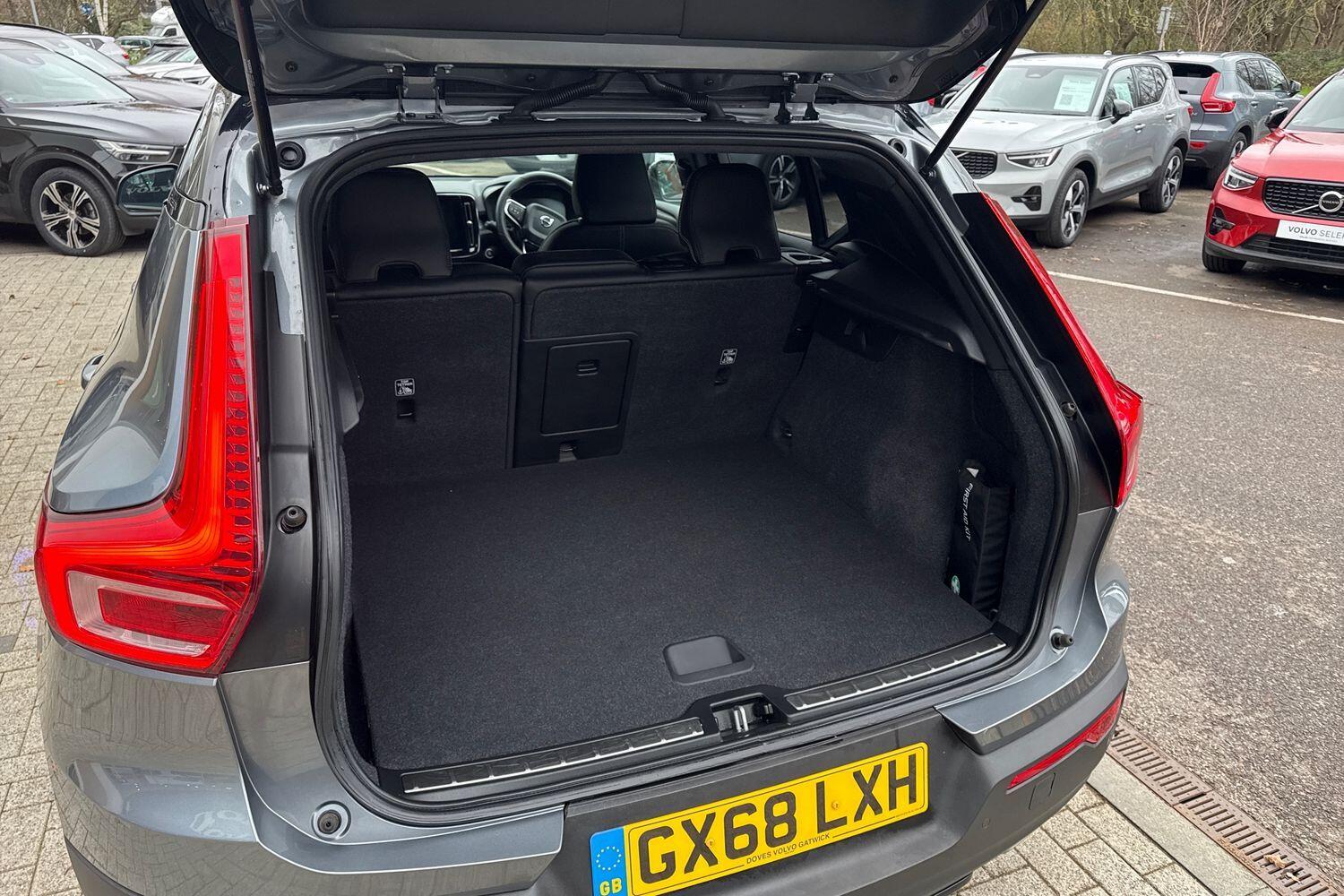 Used Volvo XC40 2018 for sale - 76952446: Photo 21