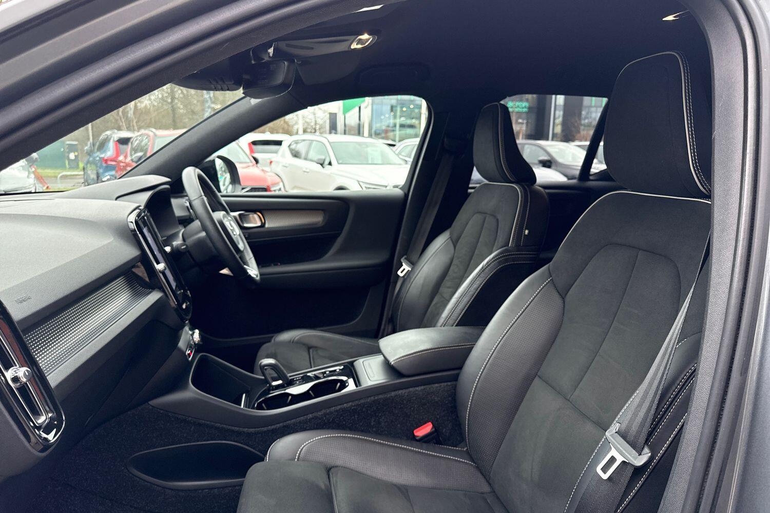 Used Volvo XC40 2018 for sale - 76952446: Photo 28