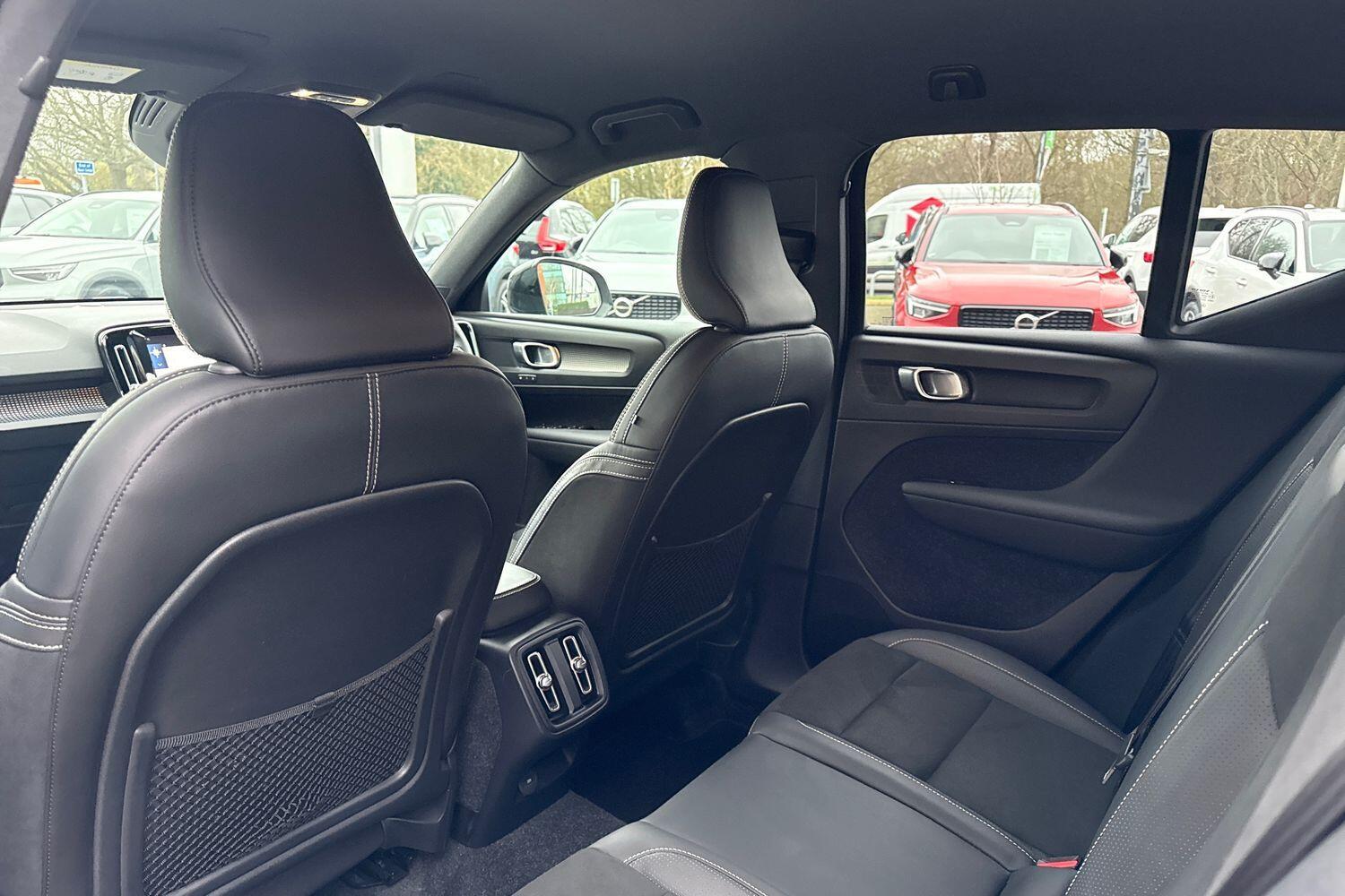 Used Volvo XC40 2018 for sale - 76952446: Photo 31