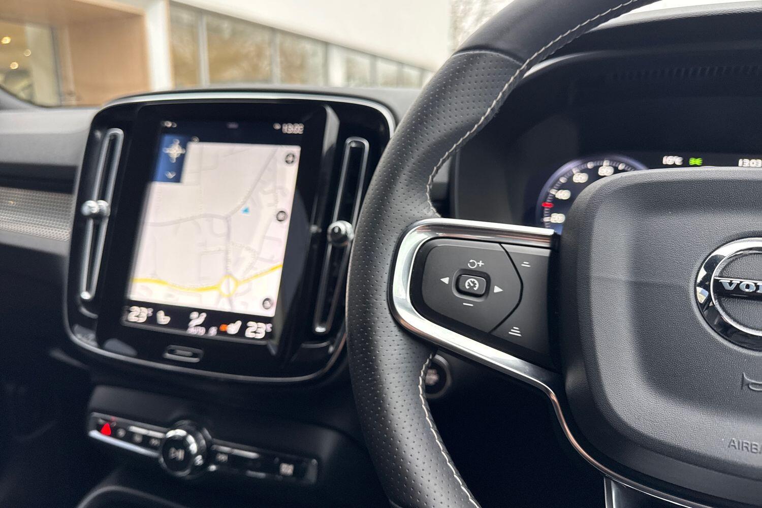 Used Volvo XC40 2018 for sale - 76952446: Photo 36