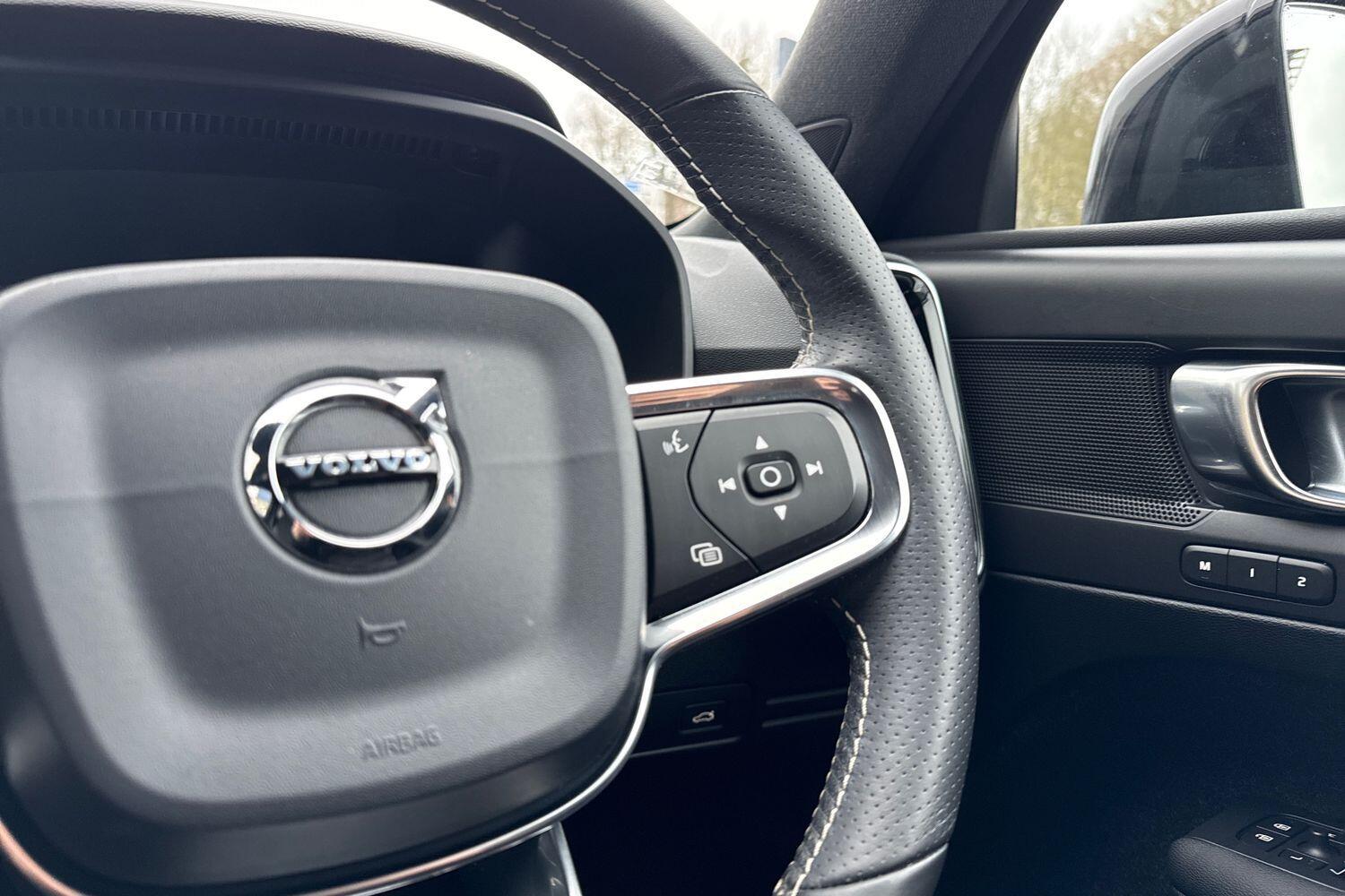 Used Volvo XC40 2018 for sale - 76952446: Photo 37