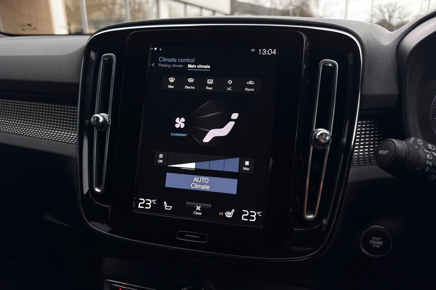 Used Volvo XC40 2018 for sale - 76952446: Photo 39