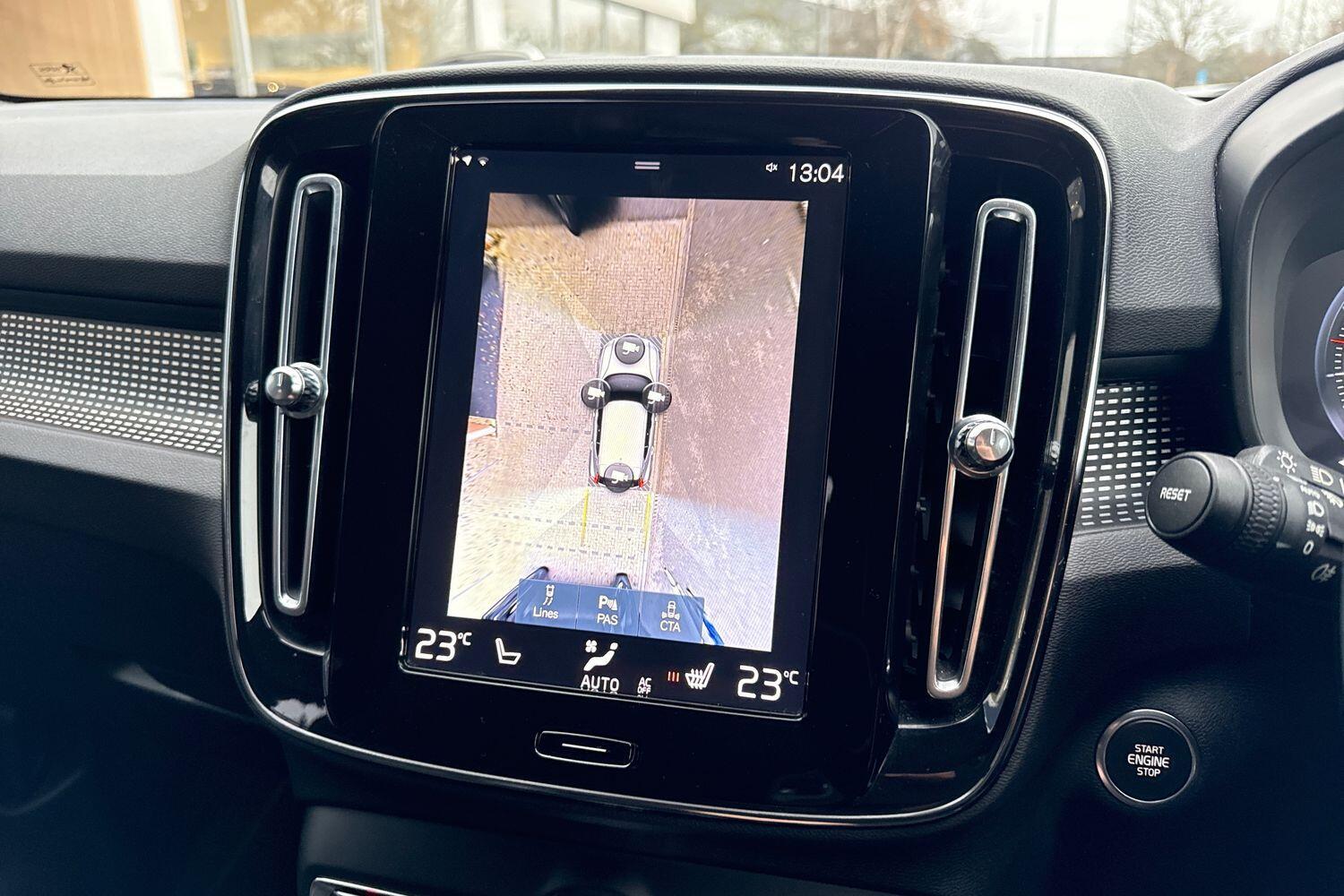 Used Volvo XC40 2018 for sale - 76952446: Photo 4