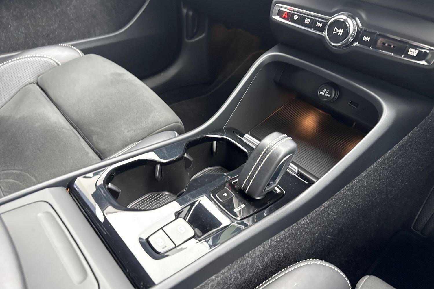 Used Volvo XC40 2018 for sale - 76952446: Photo 43