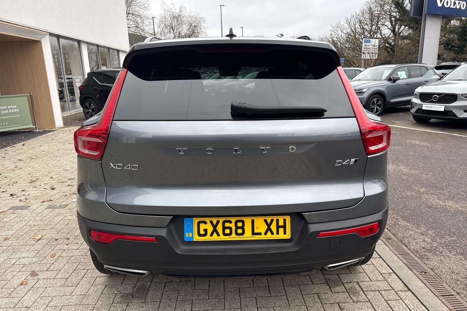 Used Volvo XC40 2018 for sale - 76952446: Photo 9