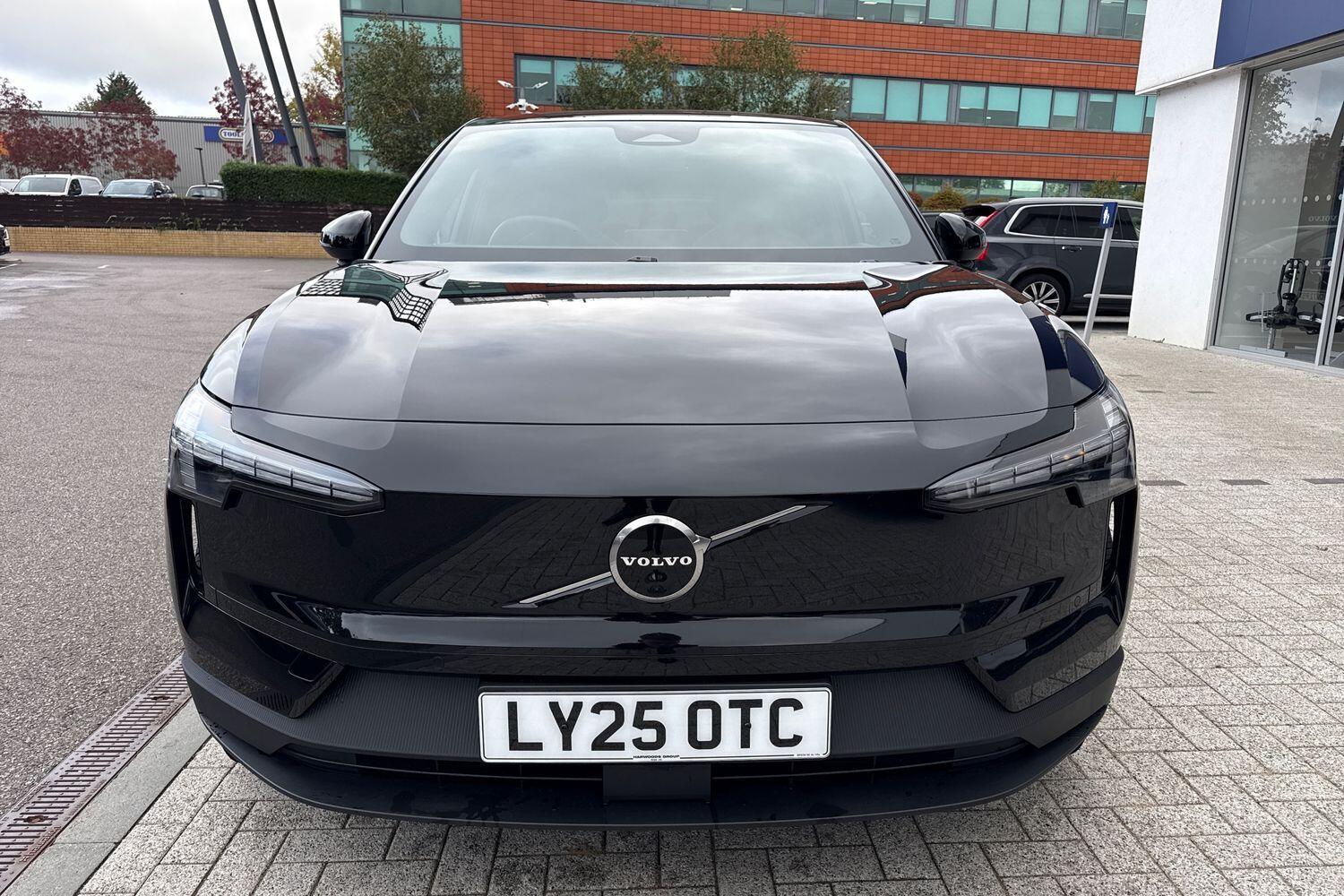 Used Volvo EX30 2025 for sale - 76608353: Photo 12