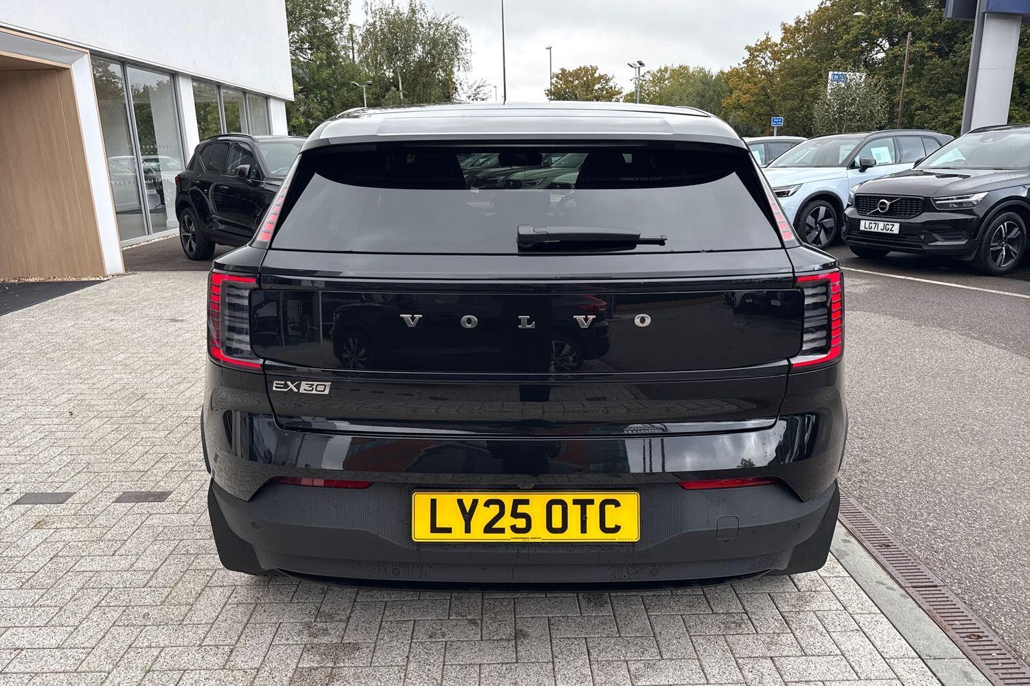 Used Volvo EX30 2025 for sale - 76608353: Photo 8