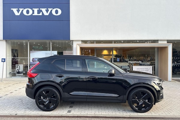 Used Volvo XC40 2025 for sale - 76326933: Photo 2