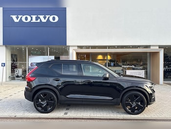 Used Volvo XC40 2025 for sale - 76326933: Photo 2