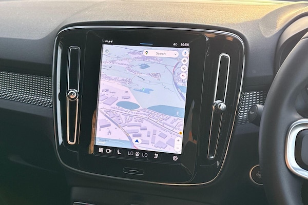 Used Volvo XC40 2025 for sale - 76326933: Photo 37