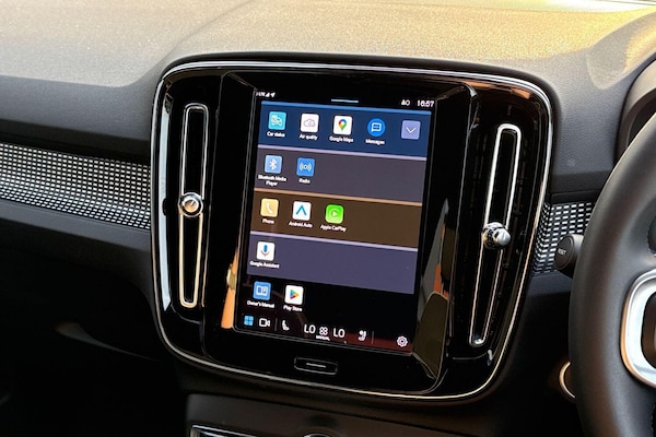 Used Volvo XC40 2025 for sale - 76326933: Photo 39