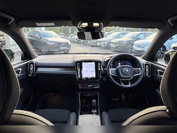 Used Volvo XC40 2025 for sale - 76326933: Photo 3
