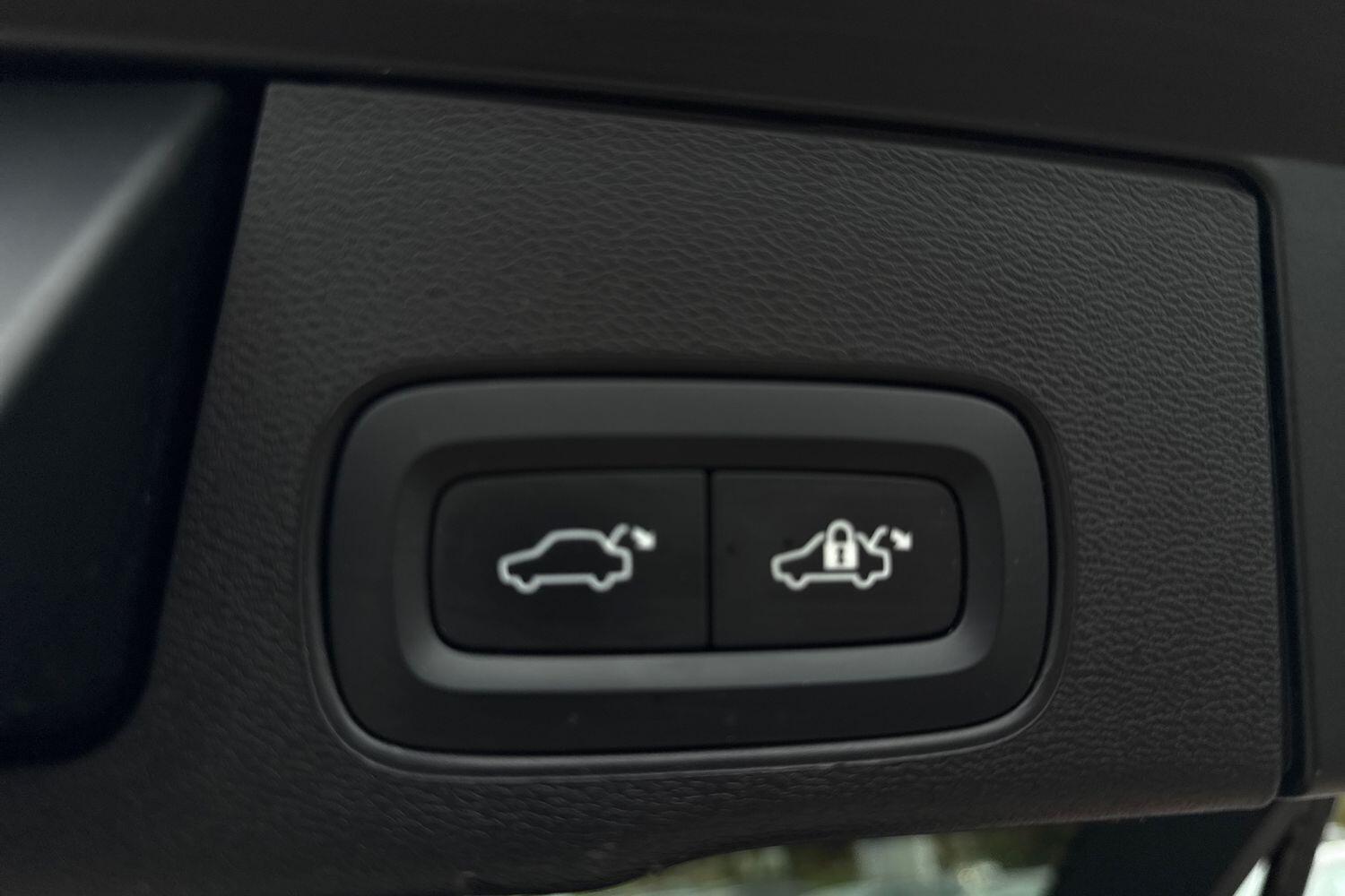 Used Volvo XC60 2023 for sale - 76522032: Photo 21