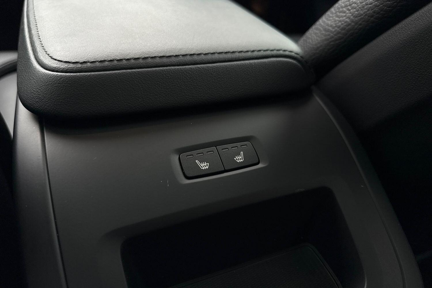 Used Volvo XC60 2023 for sale - 76522032: Photo 32