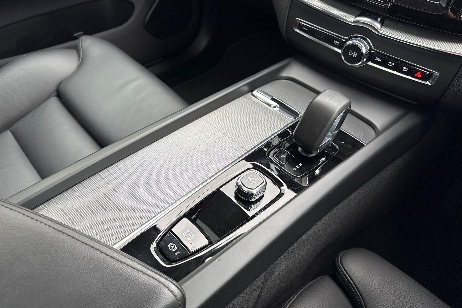 Used Volvo XC60 2023 for sale - 76522032: Photo 44