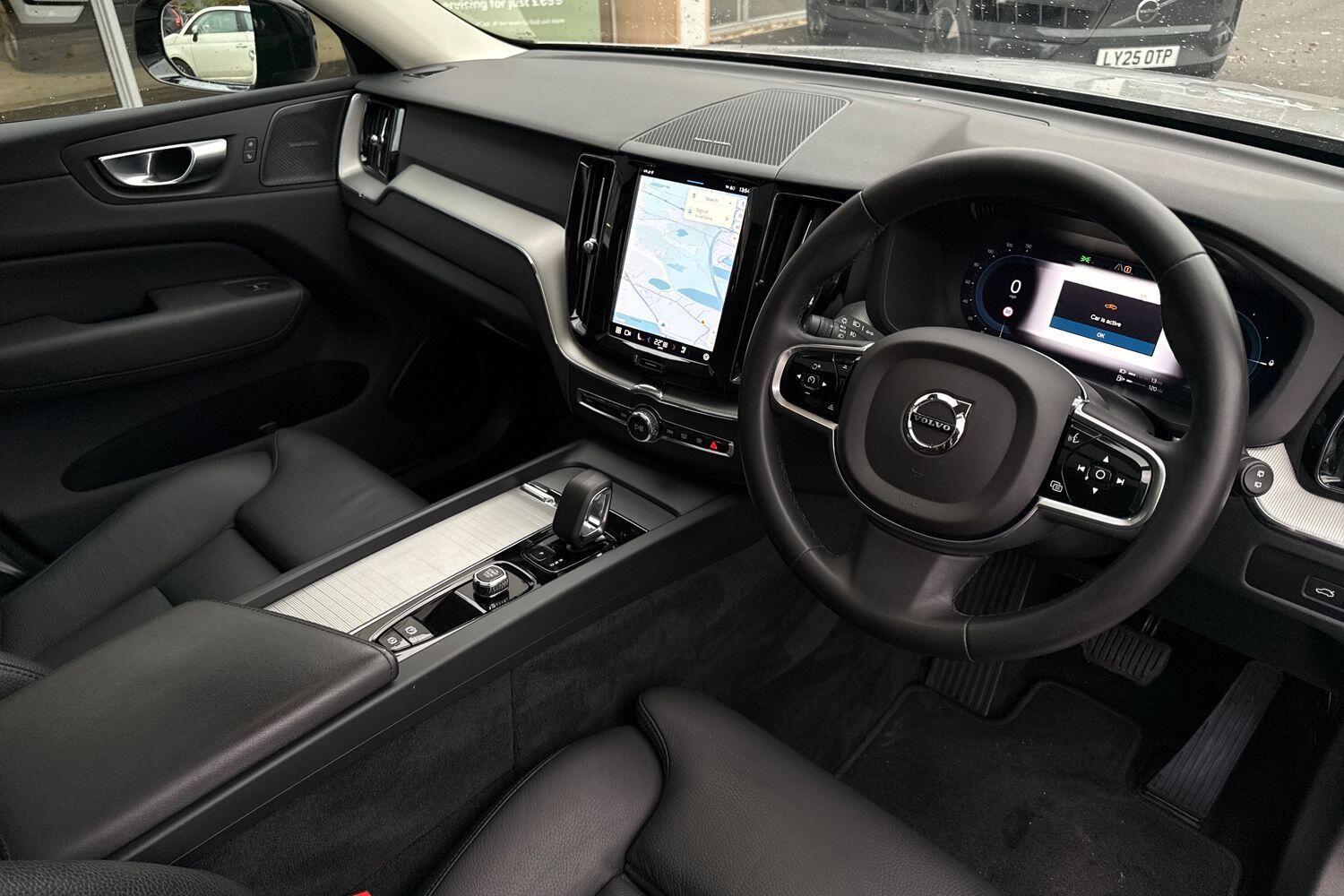 Used Volvo XC60 2023 for sale - 76522032: Photo 6