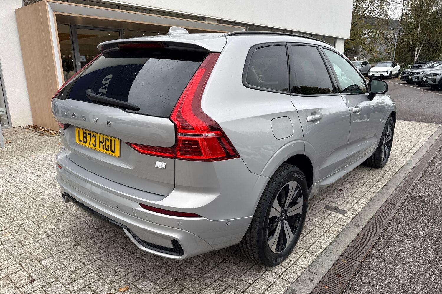 Used Volvo XC60 2023 for sale - 76522032: Photo 8
