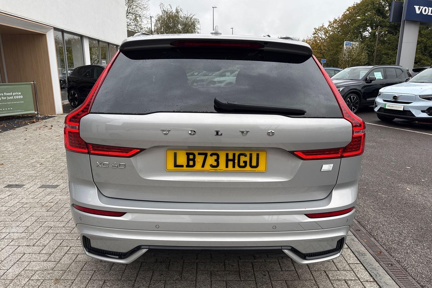 Used Volvo XC60 2023 for sale - 76522032: Photo 9