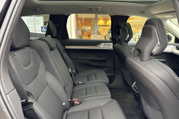 Used Volvo EX90 2025 for sale - 76270719: Photo 24