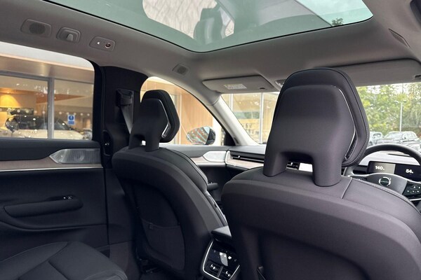 Used Volvo EX90 2025 for sale - 76270719: Photo 25