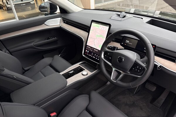 Used Volvo EX90 2025 for sale - 76270719: Photo 5