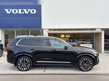 Used Volvo XC90 2025 for sale - 76226431: Photo 2