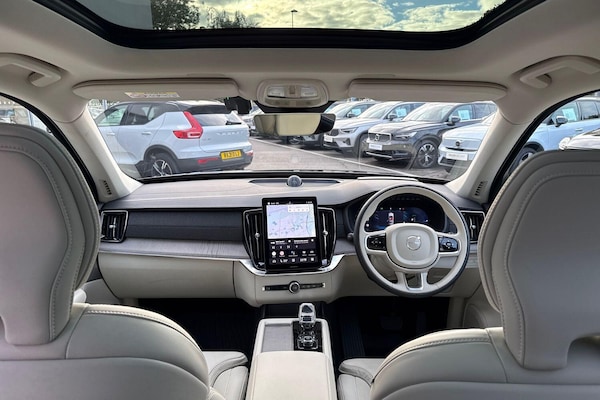 Used Volvo XC90 2025 for sale - 76226431: Photo 3