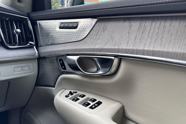 Used Volvo XC90 2025 for sale - 76226431: Photo 45