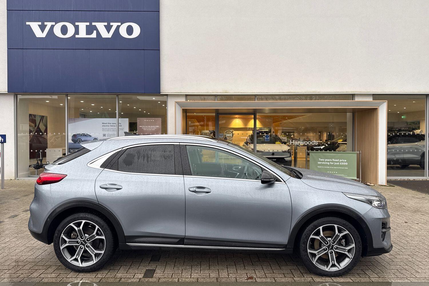 Used Kia XCeed 2022 for sale - 77359156: Photo 2