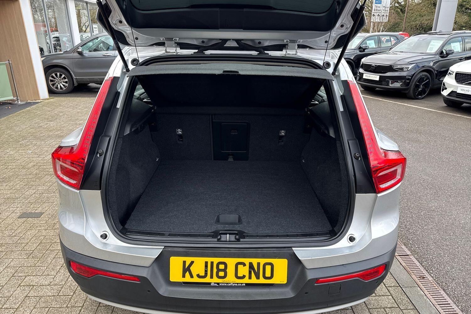 Used Volvo XC40 2018 for sale - 77683500: Photo 20