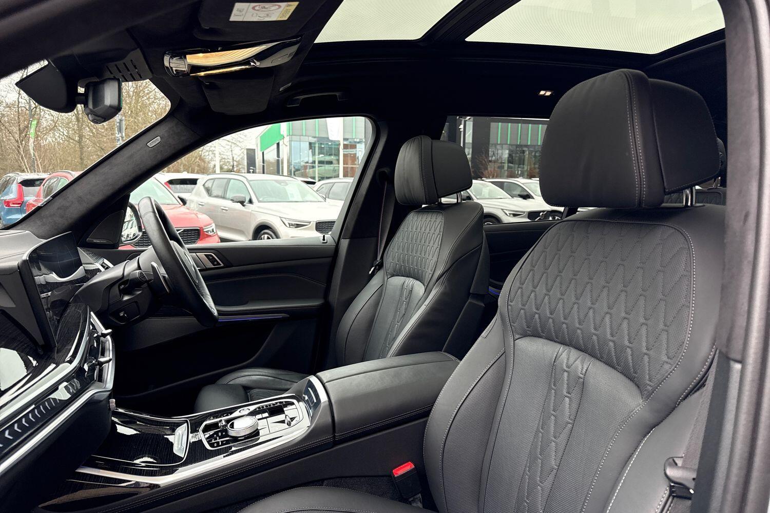 Used BMW X7 2024 for sale - 77060325: Photo 32