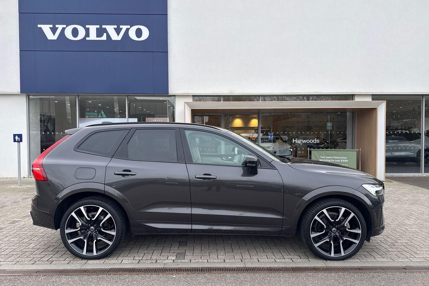 Used Volvo XC60 2022 for sale - 77611429: Photo 2