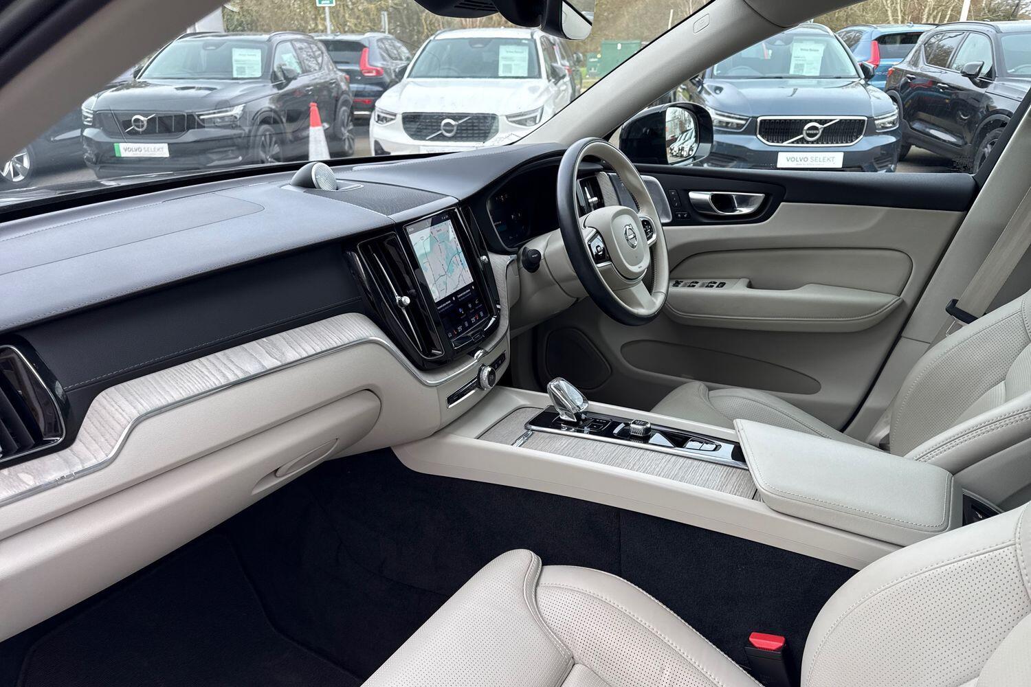 Used Volvo XC60 2022 for sale - 77611429: Photo 27