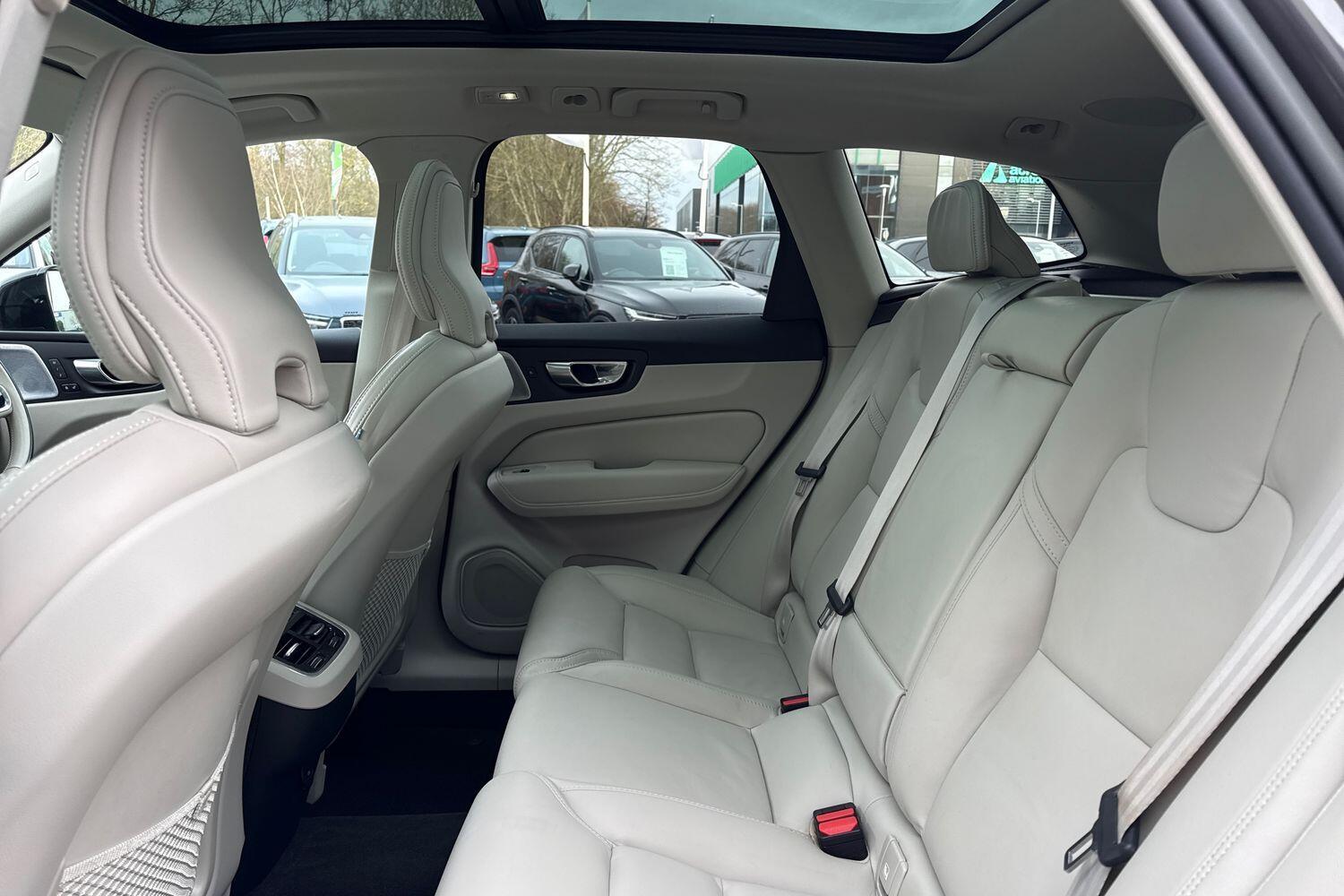 Used Volvo XC60 2022 for sale - 77611429: Photo 30