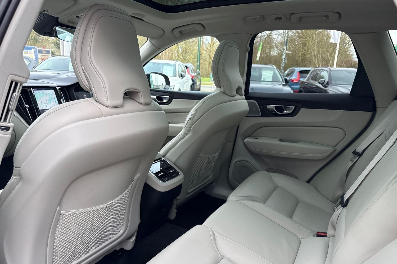 Used Volvo XC60 2022 for sale - 77611429: Photo 31