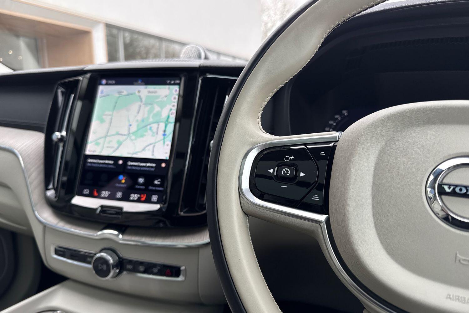 Used Volvo XC60 2022 for sale - 77611429: Photo 36