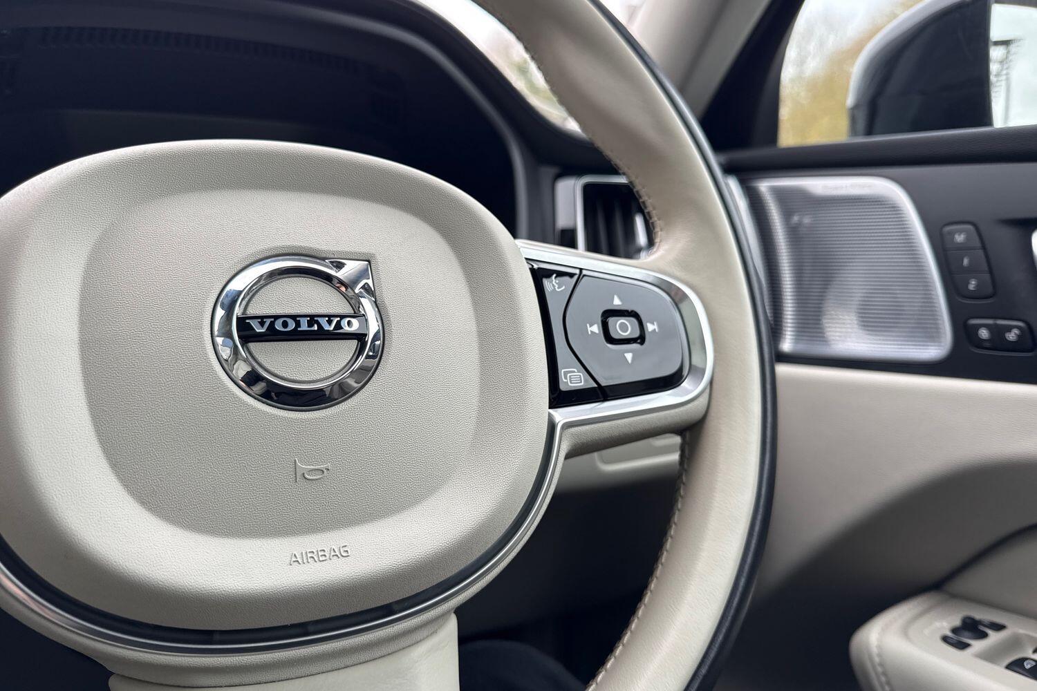 Used Volvo XC60 2022 for sale - 77611429: Photo 37